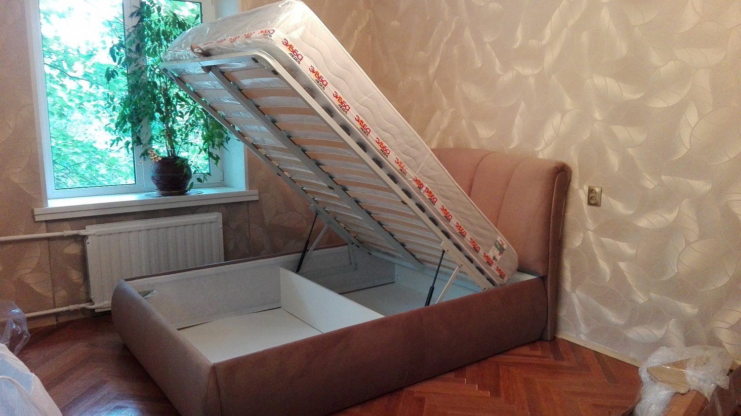 Кровать Бриона